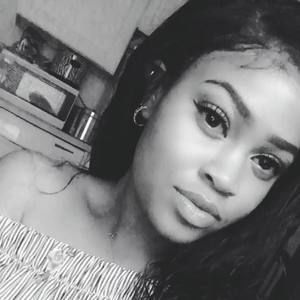 Meet your Posher, Ivy